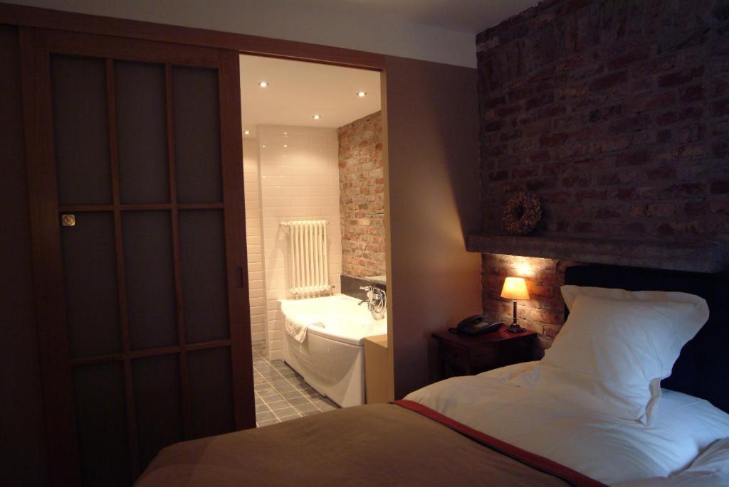 Charmehotel Manoir Ogygia 4*