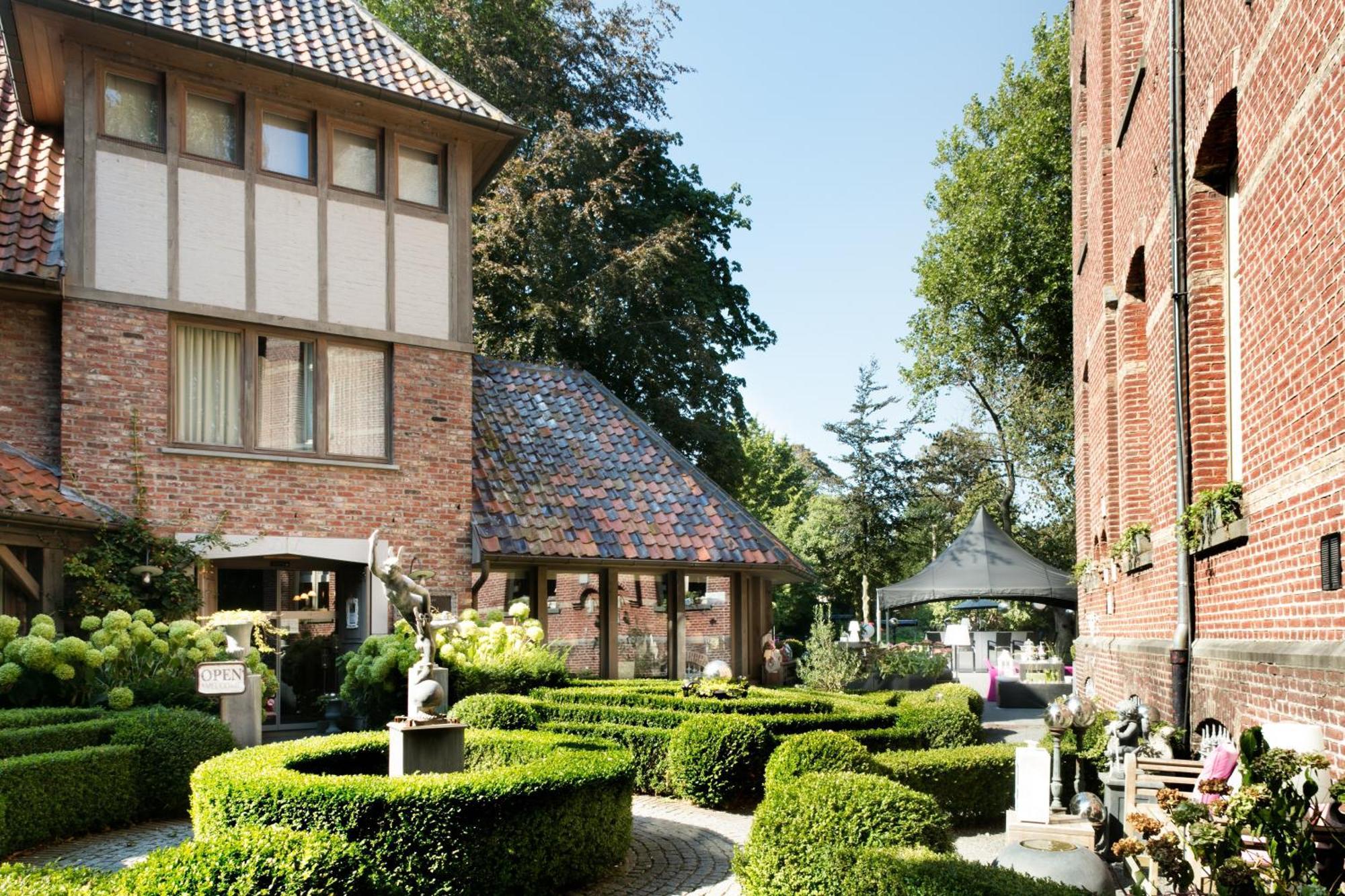 Charmehotel Manoir Ogygia Hotel Poperinge