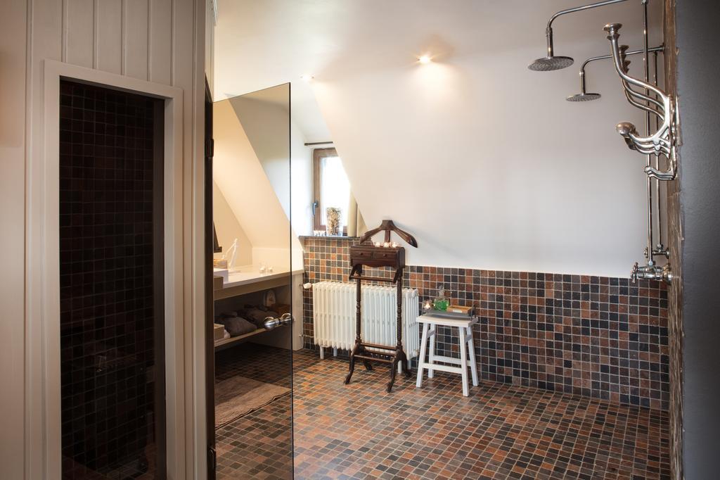 Charmehotel Manoir Ogygia Hotel 4*